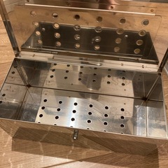 医療用　カスト缶の画像