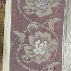 新品　赤に花模様の着物帯の画像
