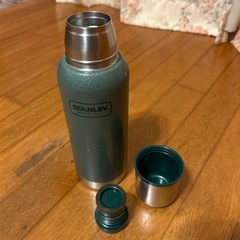 スタンレー水筒の画像