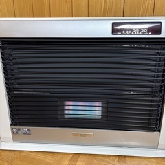 コロナ石油ストーブ　FFストーブ　アグレシオの画像