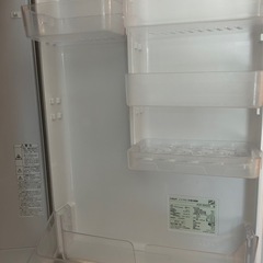 決まりました。2013年式　　シャープ　355ℓ冷蔵庫の画像