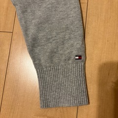 新品タグなし　TOMMY HILFIGER カーディガンの画像