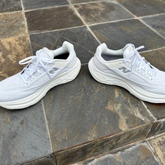 ニューバランス FreshFoamX1080v13M1080W13 2Eの画像