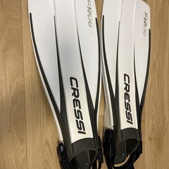 CRESSI ダイビング フィン　 S/Mサイズ　の画像