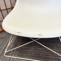 vitra eames plastic chair チェアー ホワイト ロータイプ ヴィトラ イームズ シェルチェア の画像