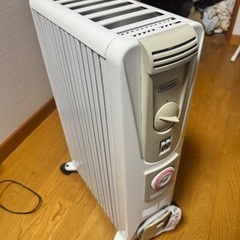 美品、デロンギオイルヒーターの画像
