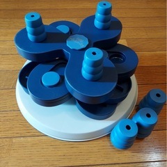 ペット　知育玩具　各種500円
の画像