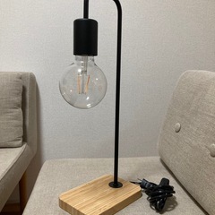 【お譲り先決まりました】IKEA テーブルランプの画像