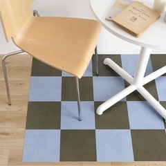 【未使用】壁紙屋本舗　貼ってはがせる　フロアマット　８枚セットの画像