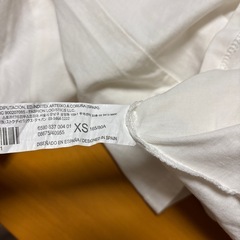stradivarius XSサイズ　Tシャツ　迷彩柄の画像