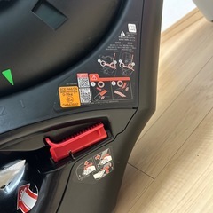 エールベベ・クルットNT2　回転式チャイルドシートの画像