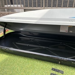 割れあり THULE(スーリー) ルーフボックス の画像
