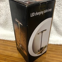 【新品未使用品】Cercano テーブルランプ コードレス 3段階LED シルバーの画像