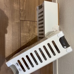 新品未使用　IKEA KVISSLE ケーブルマネジメントボックス　2個セット　の画像