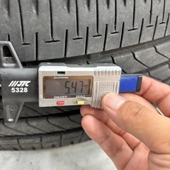 ブリジストンTURANZA 205/50r17 の画像