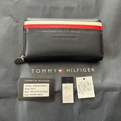 大人気シリーズのCOACHハンドバッグとTOMMY HILFIGERの長財布の2つセットでご提供です☺︎︎の画像