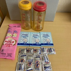 Pigeon ミッキーマウス 哺乳瓶2本セット 240ml プラスティック製の画像