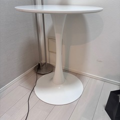 ダイニングテーブル【取引中】の画像