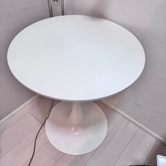 ダイニングテーブル【取引中】の画像