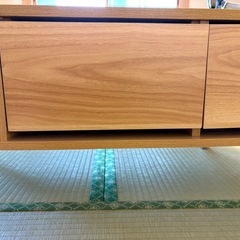 LOWYAドレッサーテーブルの画像