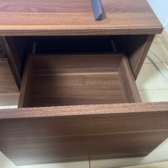 値下げ!!1000円!!テレビボード譲ります!!の画像