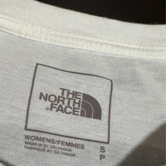 THENORTHFACE長袖Tシャツの画像
