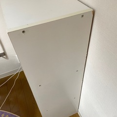 白いカラーボックス＋ピンク引き出し　の画像