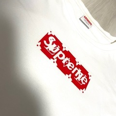 supreme Tシャツの画像