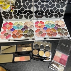 化粧品　Eの画像