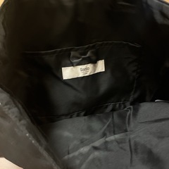 美品♡tocco closetのパール付きキルティングトートバッグです☺️の画像
