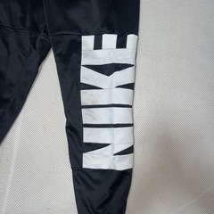 NIKE ブラック ジョガーパンツの画像