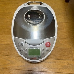 炊飯器の画像