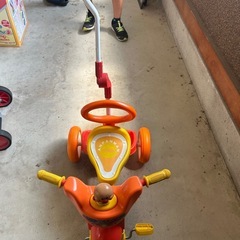 三輪車の画像
