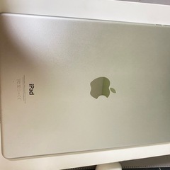 Macbook 12inch retina 2017 とipad air 2の画像