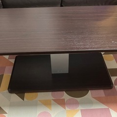昇降テーブルの画像