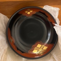 未使用品　秀衛塗　お皿、入れ物の画像