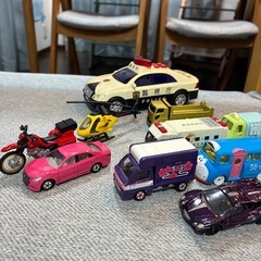 トミカ　車の画像