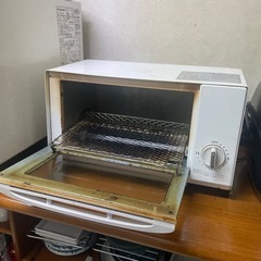 【無料】オーブントースター コイズミAOT-1000の画像