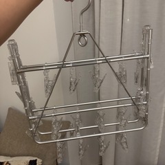 ほぼ新品 無印良品 アルミ角型ハンガー　40ピンチ　洗濯干しの画像