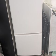 三菱電機 MR-P17J-W　冷蔵庫の画像