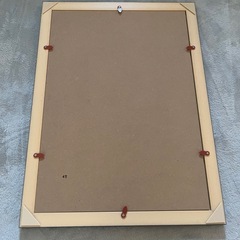 額縁 金ラックの画像