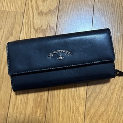ヴィヴィアン　長財布の画像