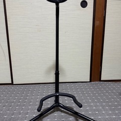 ギター、ストラップ、ケース、スタンドの画像