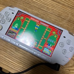 psp 3000、2台、バッテリーは一個、充電器とソフト
の画像