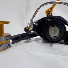 DAIWA スピニングリール レブロス 3000 REVROSLT3000D-Cの画像