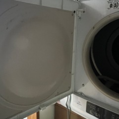 日立　乾燥機4kgの画像