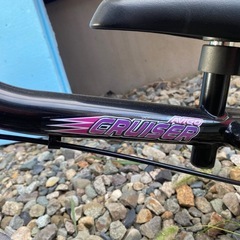 足漕ぎ二輪車の画像