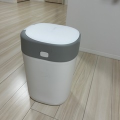 オムツ用ゴミ箱　ポイテックの画像