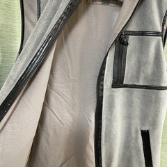 A/X ARMANI EXCHANGE アルマーニ ジップベスト フリース　メンズ サイズL グレー フリースベスト ベストの画像