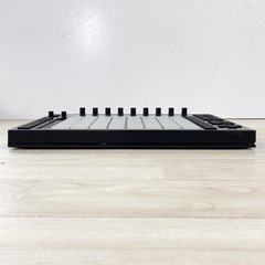 Ableton Push MIDIコントローラーの画像